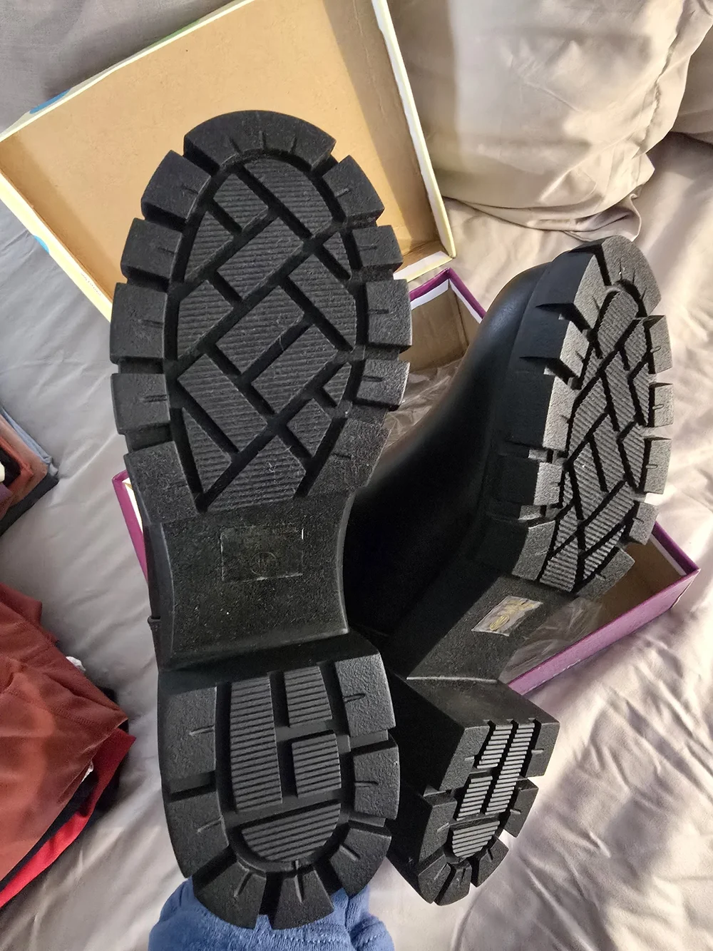 NWOT Women's Black Soda Boot